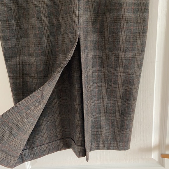 Zara Pencil Skirt - Picture 3 of 5